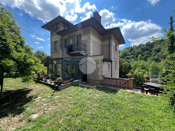 casa indipendente in vendita a Torino in zona Centro Storico