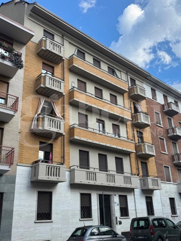 appartamento in vendita a Torino in zona Parella