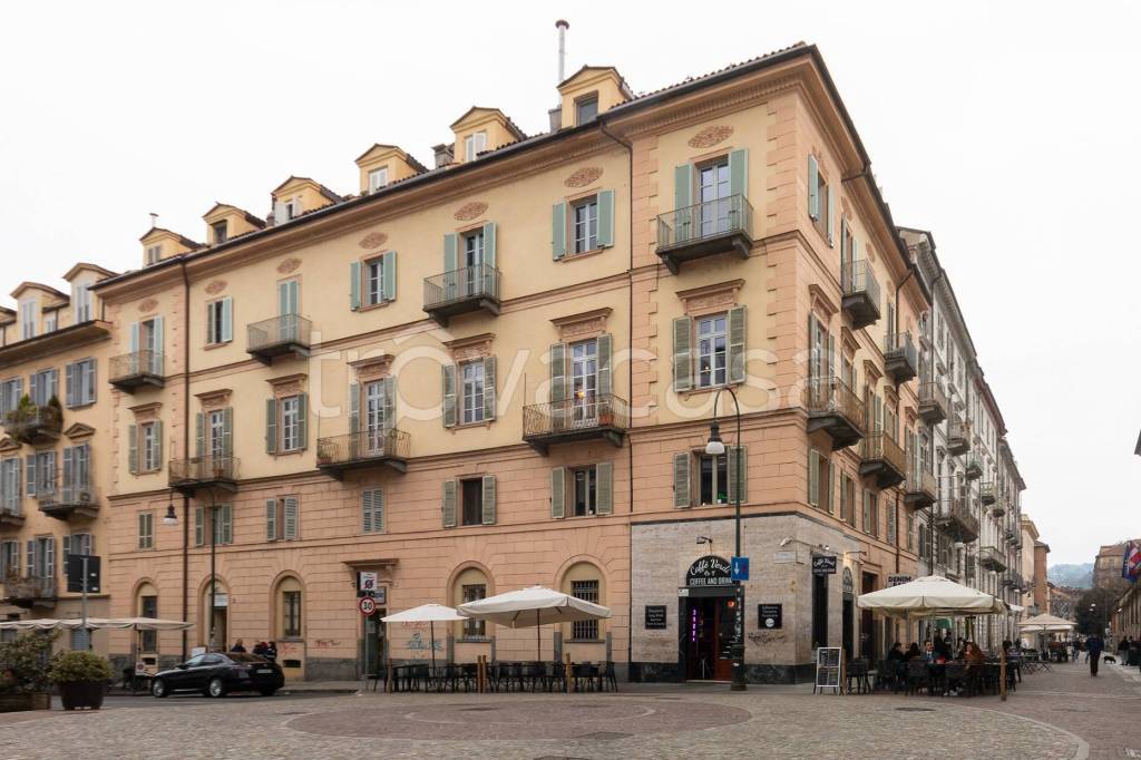 appartamento in vendita a Torino in zona Centro Storico