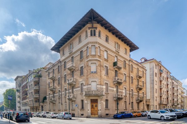 appartamento in vendita a Torino in zona Crocetta