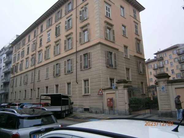 appartamento in vendita a Torino in zona Crocetta