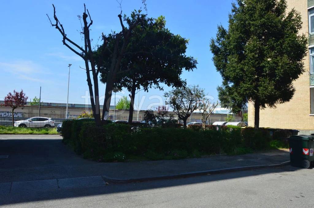 appartamento in vendita a Torino in zona Millefonti