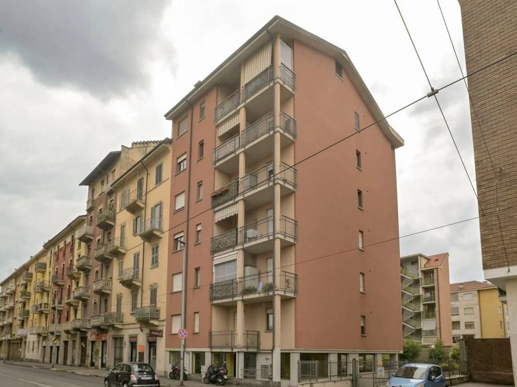 appartamento in vendita a Torino in zona Santa Rita