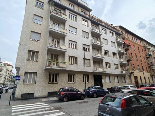 appartamento in vendita a Torino in zona Crocetta