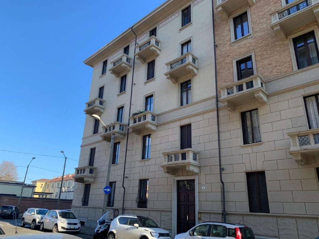 appartamento in vendita a Torino in zona Santa Rita