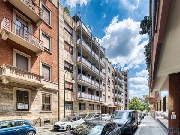 appartamento in vendita a Torino in zona San Salvario