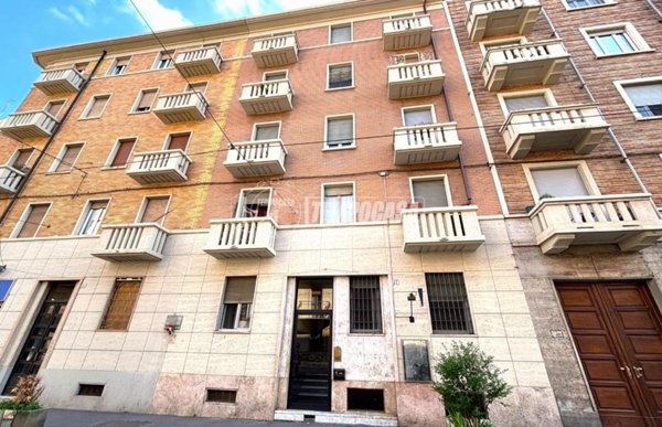 appartamento in vendita a Torino in zona Campidoglio