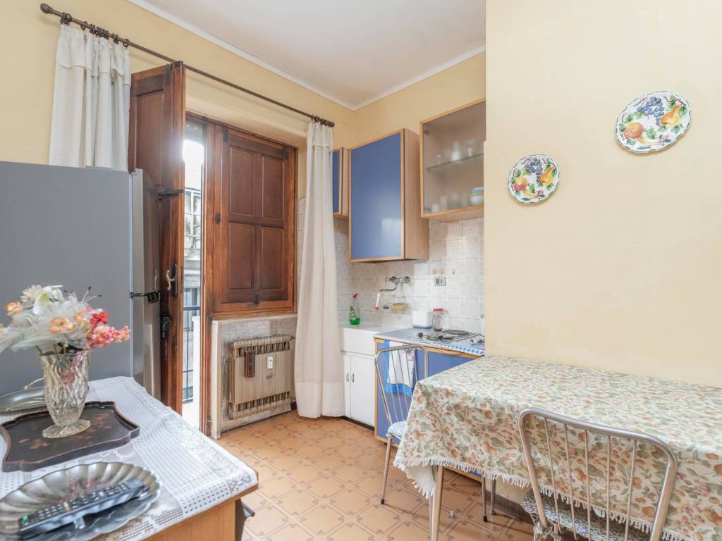 appartamento in vendita a Torino in zona Aurora