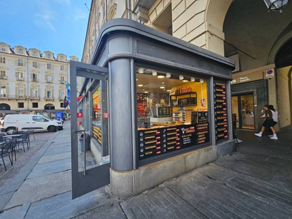 negozio in vendita a Torino in zona Centro Storico