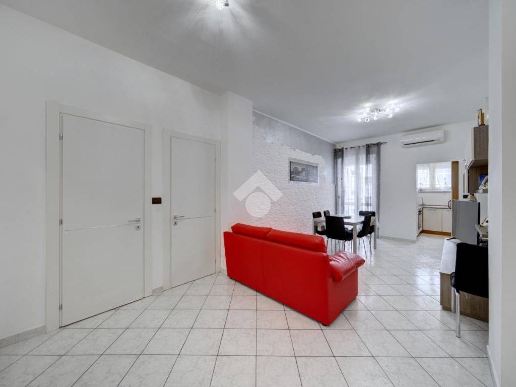 appartamento in vendita a Torino in zona Mirafiori Nord