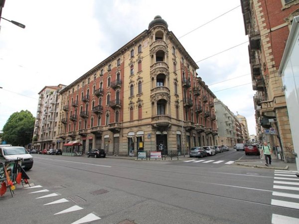 appartamento in vendita a Torino in zona San Salvario