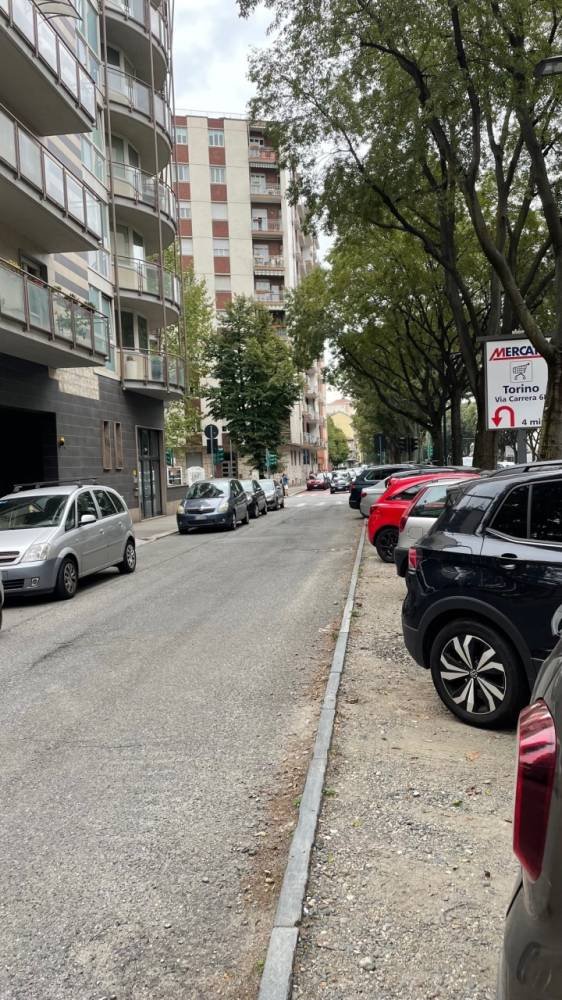 locale di sgombero in vendita a Torino in zona Pozzo Strada