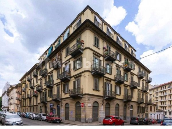 appartamento in vendita a Torino in zona Aurora