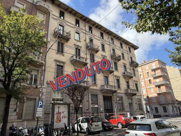 appartamento in vendita a Torino in zona San Salvario