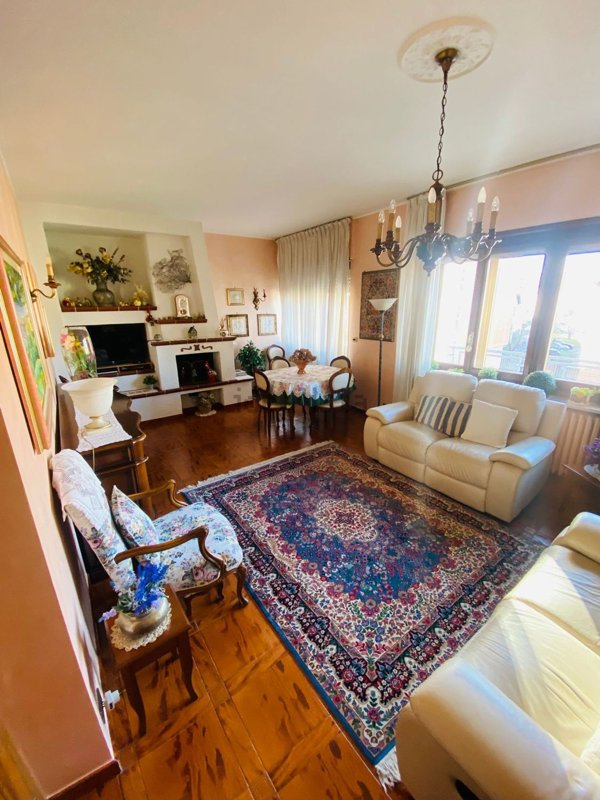 appartamento in vendita a Torino in zona Regio Parco