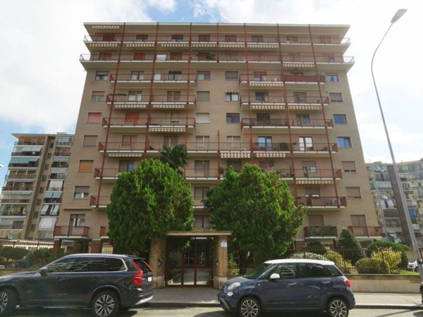 appartamento in vendita a Torino in zona Cit Turin