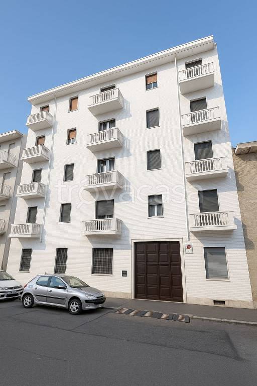 appartamento in vendita a Torino in zona Barriera di Milano