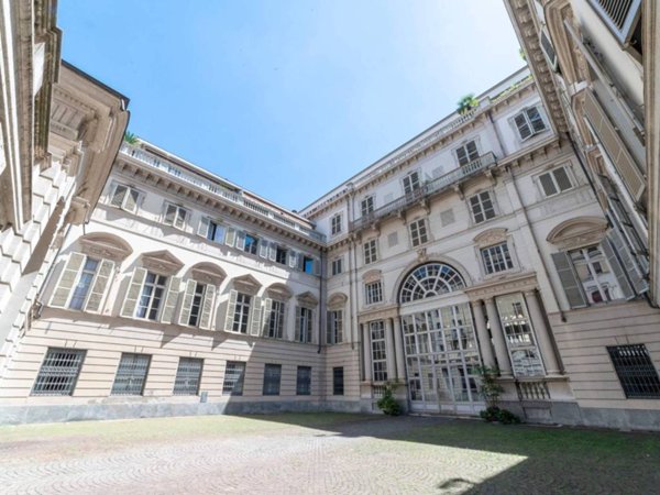 appartamento in vendita a Torino in zona Centro Storico