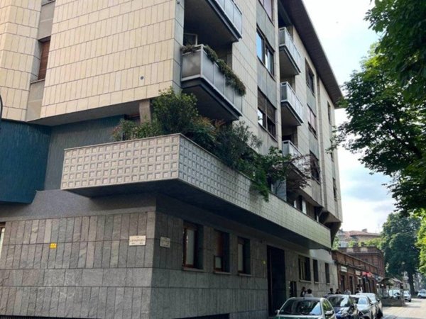 appartamento in vendita a Torino in zona Crocetta