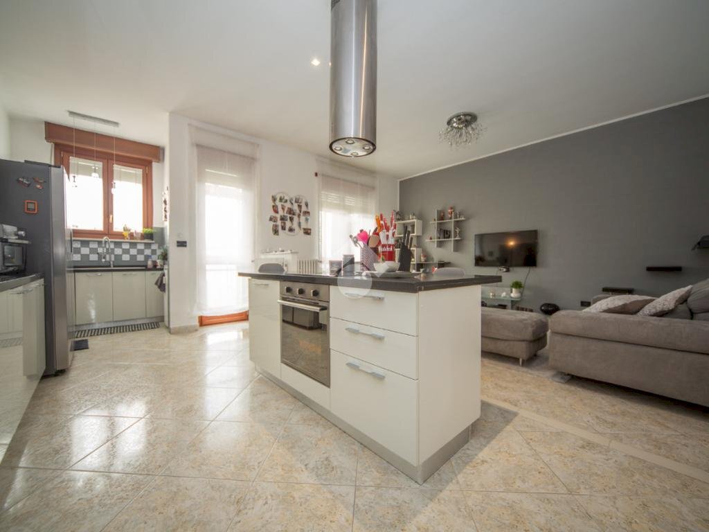 appartamento in vendita a Torino in zona Lucento