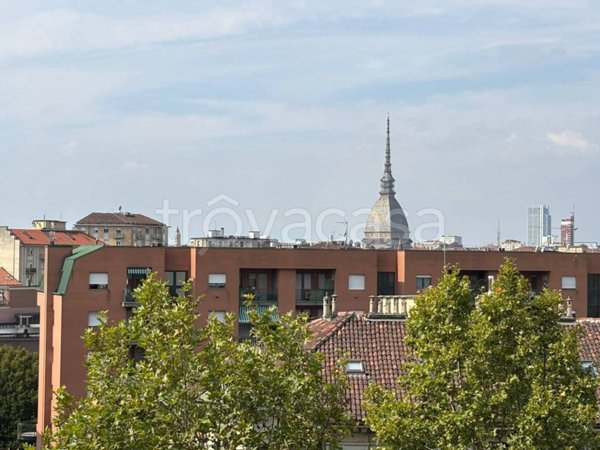 appartamento in vendita a Torino in zona Vanchiglia