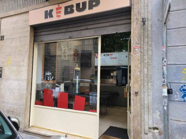 negozio in vendita a Torino in zona San Salvario