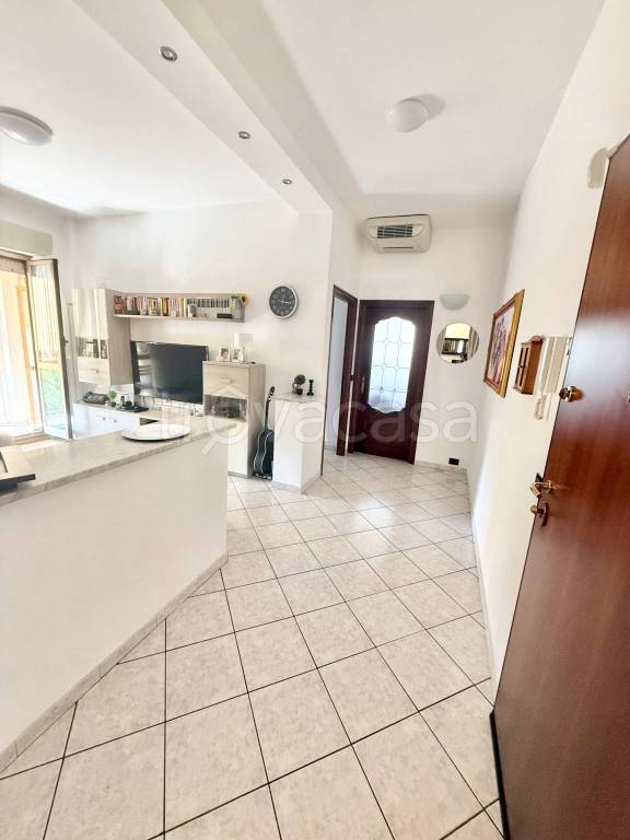 appartamento in vendita a Torino in zona Falchera