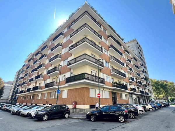 appartamento in vendita a Torino in zona Santa Rita