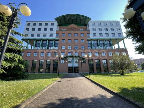 ufficio in vendita a Torino in zona Regio Parco