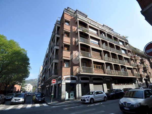 appartamento in vendita a Torino in zona San Salvario