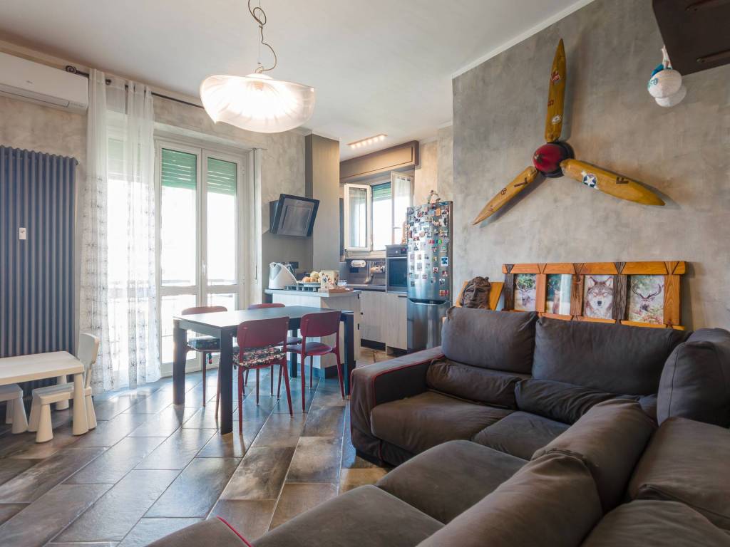 appartamento in vendita a Torino in zona Lingotto