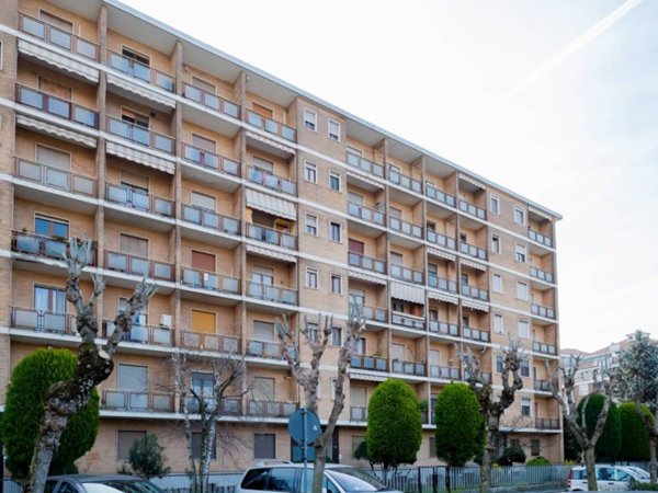 appartamento in vendita a Torino in zona Regio Parco