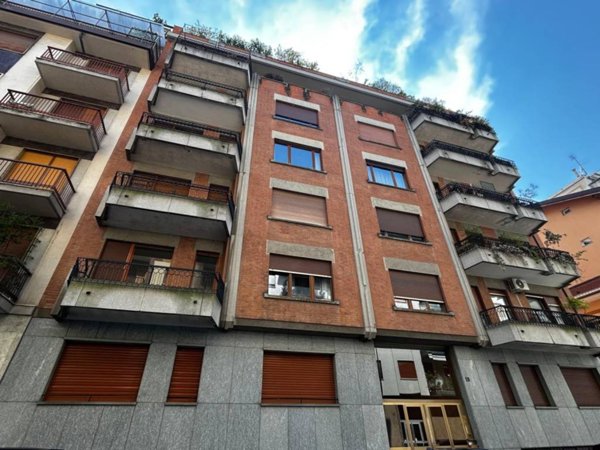 appartamento in vendita a Torino in zona Crocetta