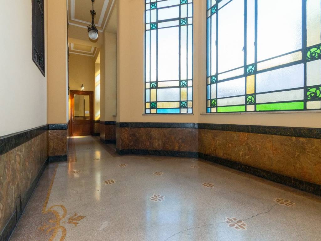 ufficio in vendita a Torino in zona Centro Storico