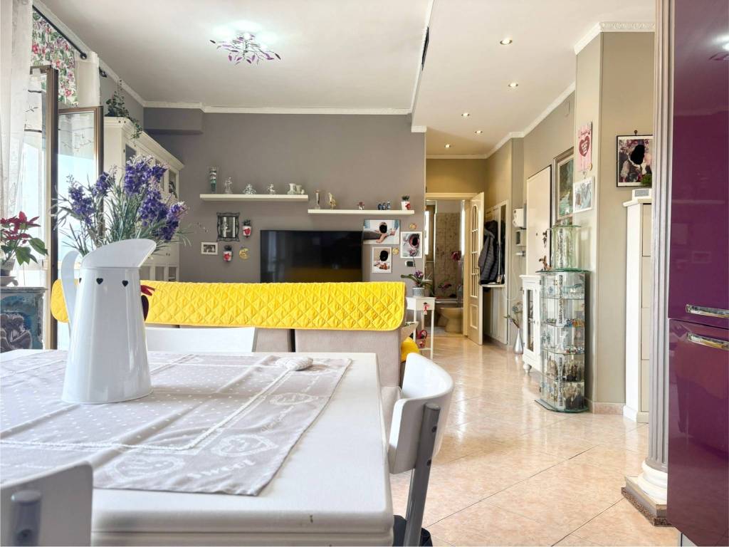 appartamento in vendita a Torino in zona Lucento