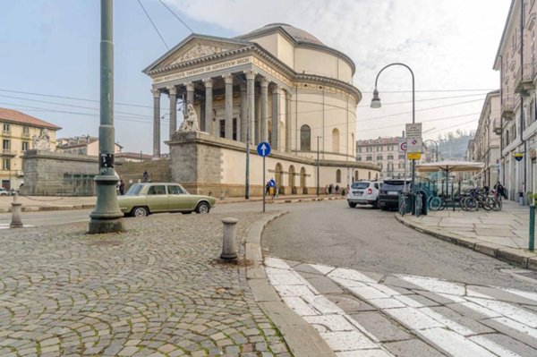 appartamento in vendita a Torino in zona Gran Madre