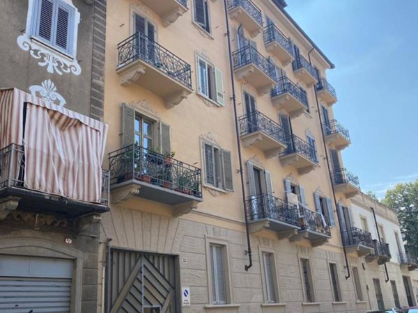 appartamento in vendita a Torino in zona Vanchiglia