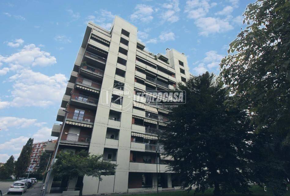 appartamento in vendita a Torino in zona Mirafiori Nord