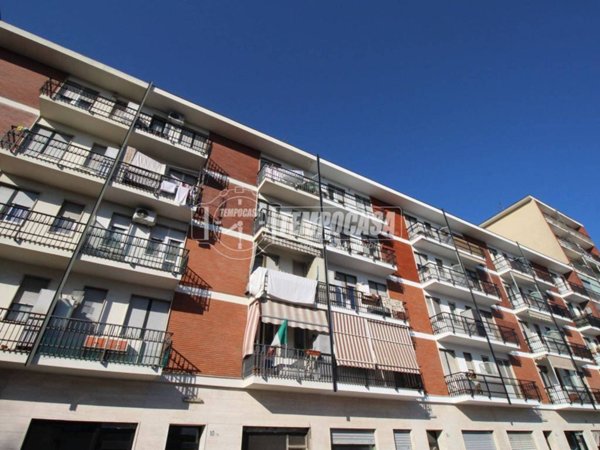 appartamento in vendita a Torino in zona Mirafiori Nord