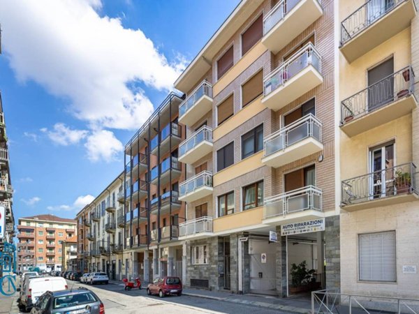 appartamento in vendita a Torino in zona Borgo San Paolo