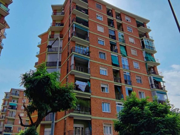 appartamento in vendita a Torino in zona Santa Rita