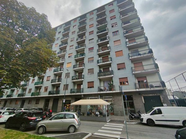 appartamento in vendita a Torino in zona Lucento