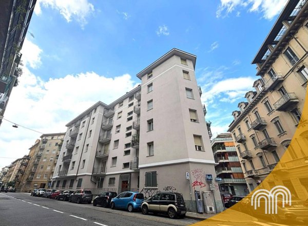 appartamento in vendita a Torino in zona Cit Turin