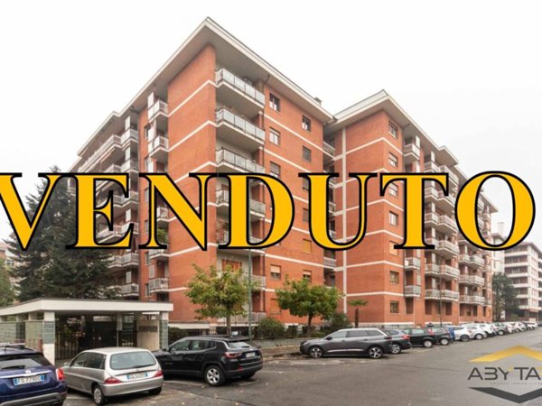 appartamento in vendita a Torino in zona Santa Rita
