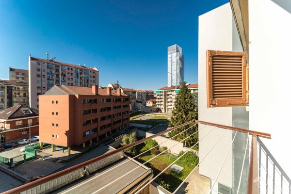 appartamento in vendita a Torino in zona Millefonti