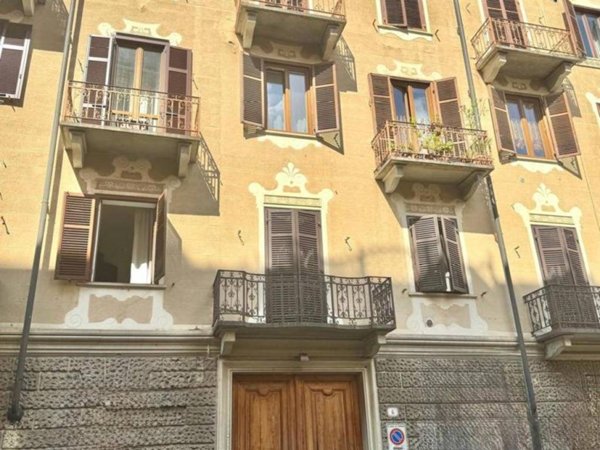 appartamento in vendita a Torino in zona Cit Turin
