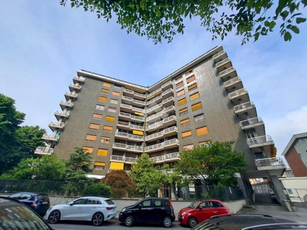 appartamento in vendita a Torino in zona Mirafiori Nord