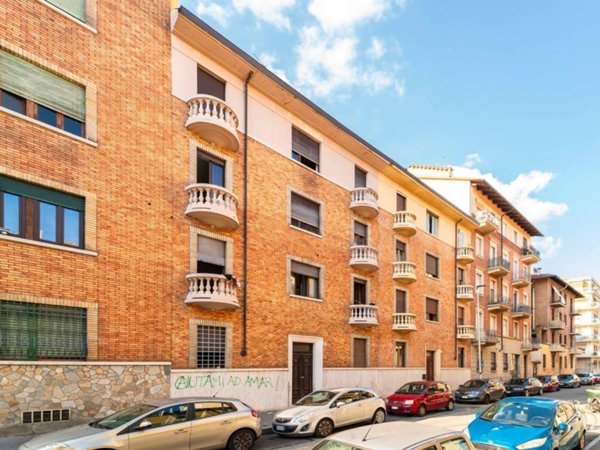 appartamento in vendita a Torino in zona Aurora
