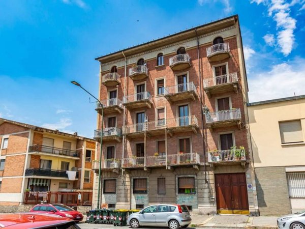 appartamento in vendita a Torino in zona Vallette