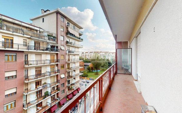 appartamento in vendita a Torino in zona Santa Rita